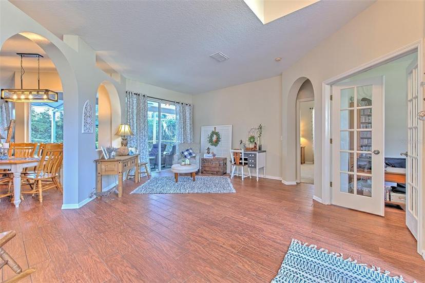 Picture of 4923 Willow Ridge Terrace, Valrico FL 33596