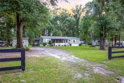 Picture of 223 SE Little John Place, High Springs, FL 32643