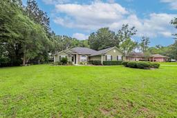 Picture of 21207 NW 167Th Place, High Springs, FL 32643