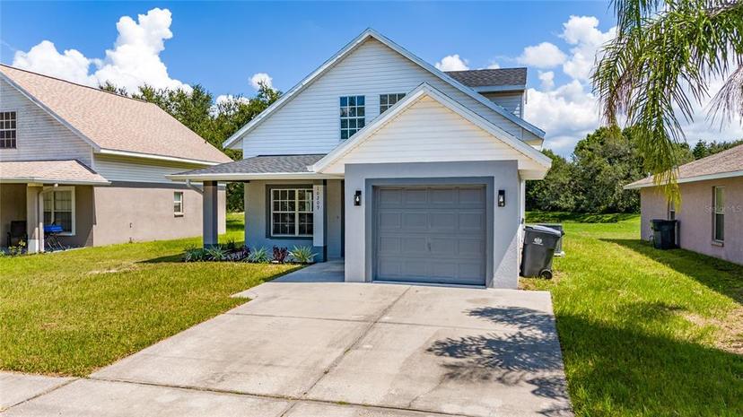 Picture of 10209 Summerview Circle, Riverview FL 33578