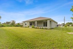 Picture of 10061 Gulfstream Boulevard, Englewood, FL 34224