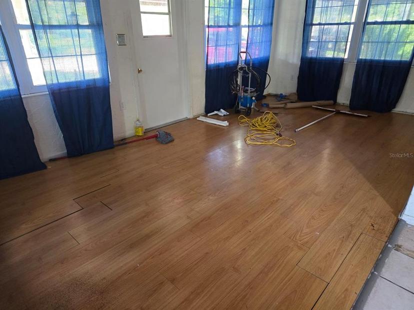 Picture of 10 Mccarthy Avenue, Frostproof FL 33843
