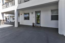 Picture of 1425 Park Beach Circle Unit 127, Punta Gorda, FL 33950