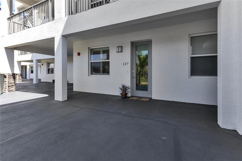 Picture of 1425 Park Beach Circle Unit 127, Punta Gorda FL 33950