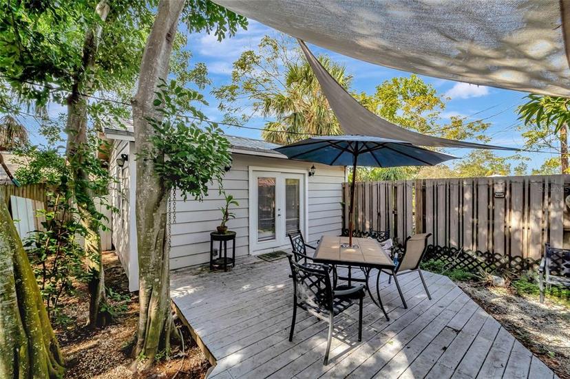 Picture of 2132 Roselawn Street, Sarasota FL 34231