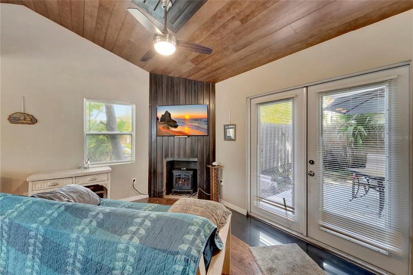 Picture of 2132 Roselawn Street, Sarasota FL 34231