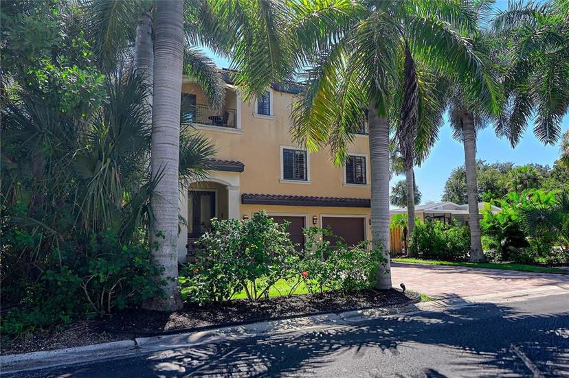 Picture of 702 Treasure Boat Way, Sarasota FL 34242