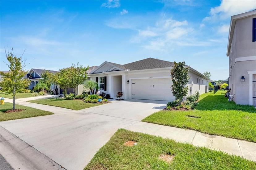 Picture of 5607 Limelight Drive, Apollo Beach FL 33572