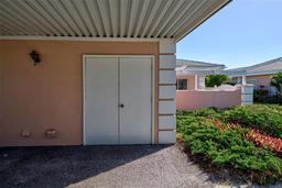Picture of 314 Cerromar Way Unit 16, Venice, FL 34293