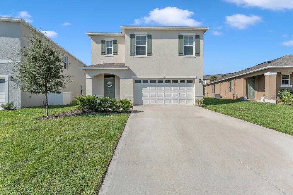 Picture of 2557 Shamrock St, Tavares, FL 32778