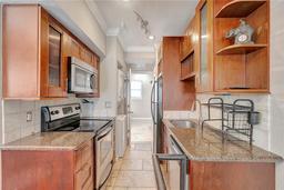 Picture of 201 6Th Street S Unit 106, St Petersburg, FL 33701