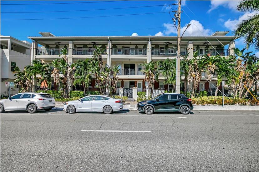 Picture of 201 6Th Street S Unit 106, St Petersburg FL 33701