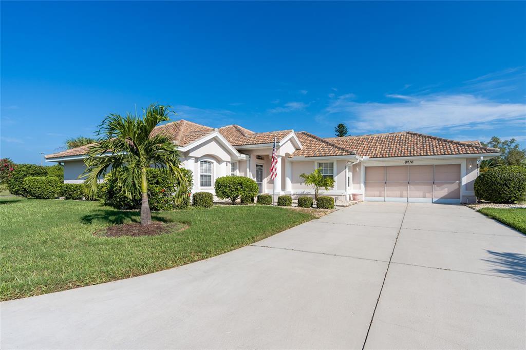 Picture of 8216 Parkside Drive, Englewood, FL 34224