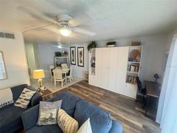 Picture of 3730 42Nd Way S Unit H, St Petersburg, FL 33711