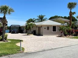 Picture of 648 Meandering Way, Polk City, FL 33868