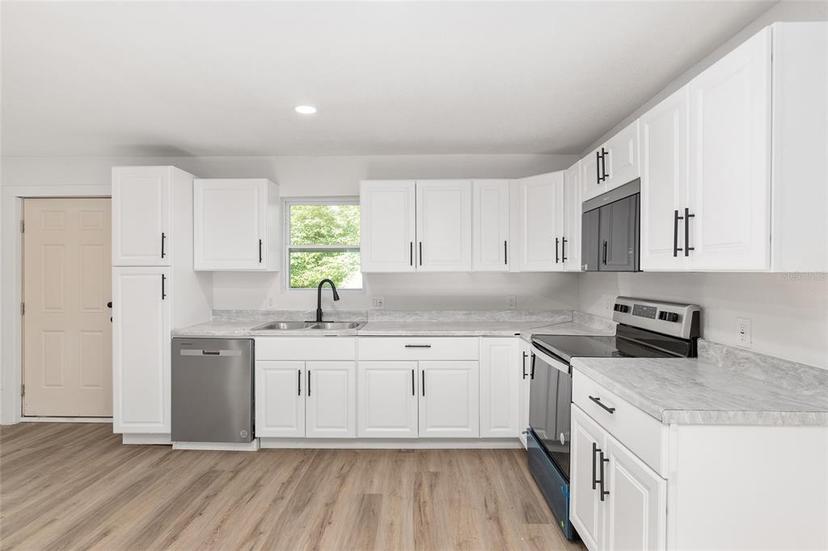 Picture of 322 SE 49Th Drive, Gainesville FL 32641
