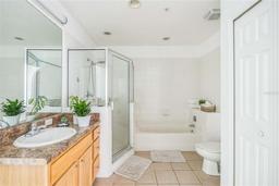 Picture of 9055 Treasure Trove Lane Unit 206, Kissimmee, FL 34747