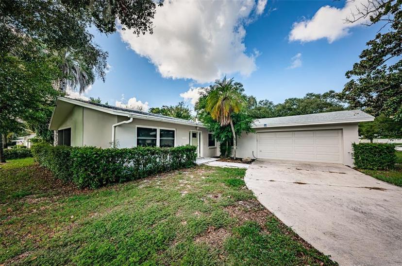 Picture of 1001 Chinaberry Road, Clearwater FL 33764