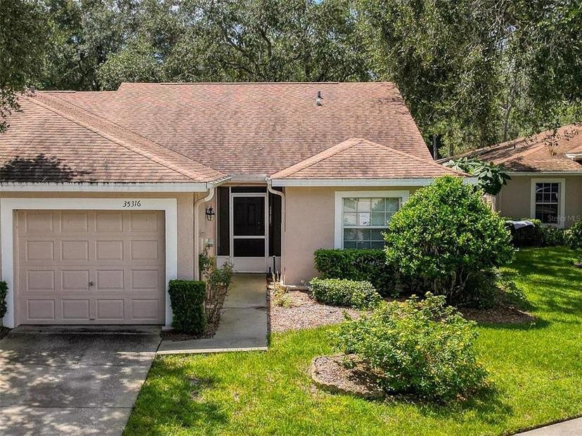 Picture of 35316 Whispering Pines Drive, Zephyrhills FL 33541