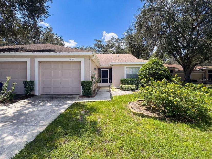 Picture of 35316 Whispering Pines Drive, Zephyrhills FL 33541