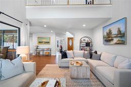 Picture of 1092 Sanabel Court Ne, St Petersburg, FL 33702
