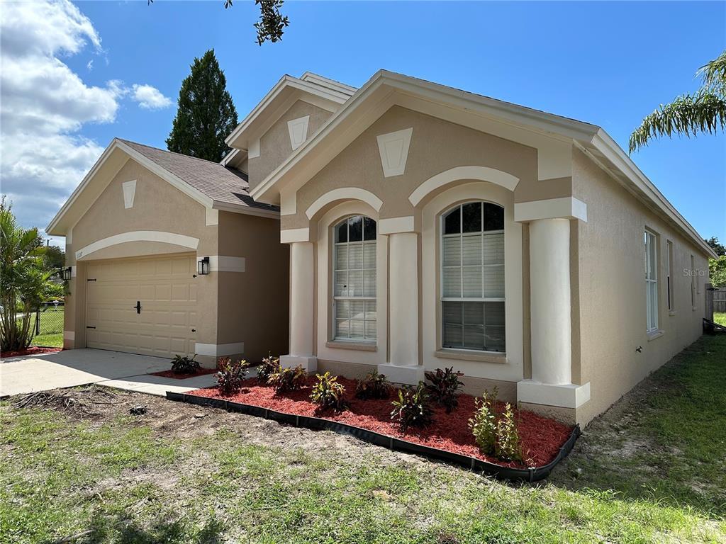 Picture of 1127 Barclay Wood Dr, Ruskin, FL 33570