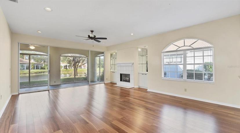 Picture of 3309 Highlands Bridge Road Unit 58, Sarasota FL 34235