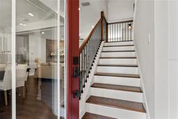 Picture of 2820 N Central Court, Tampa, FL 33602