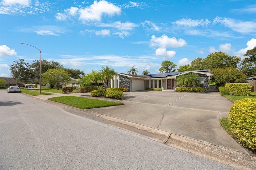 Picture of 1907 Sandpiper Drive, Clearwater FL 33764