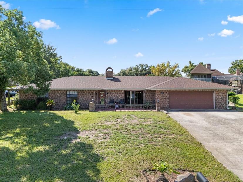 Picture of 687 W Lakeshore Drive, Clermont FL 34711