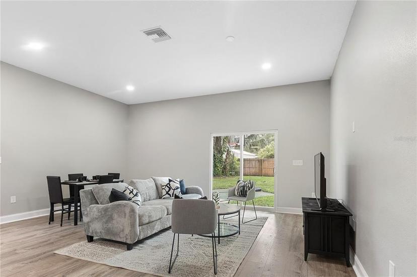 Picture of 1114 N Johnson Street, Plant City FL 33563