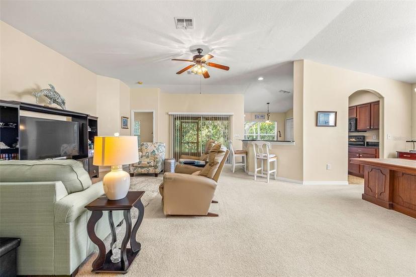 Picture of 9343 Rolling Circle, San Antonio FL 33576