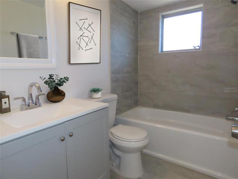 Picture of 6026 22Nd Avenue N Unit 5, St Petersburg FL 33710