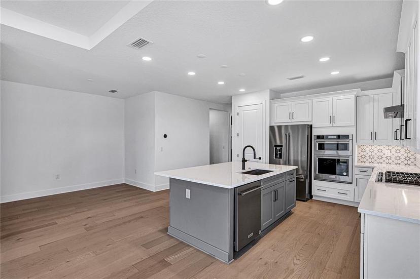 Picture of 18824 Dayspring Place, Venice FL 34293