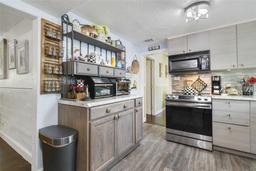Picture of 151 S Clayton Street, Mount Dora, FL 32757
