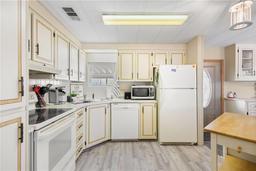 Picture of 2100 Kings Highway Unit 870, Punta Gorda, FL 33980