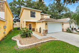 Picture of 12406 NE 50Th View, Oxford, FL 34484