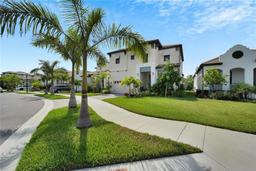 Picture of 2636 Yellow Sundial Loop, Ruskin, FL 33570