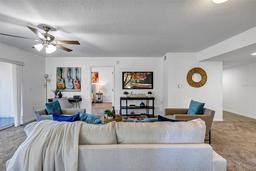 Picture of 1150 Carmel Circle Unit 201, Casselberry, FL 32707