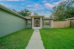 Picture of 4810 NW 60Th Terrace, Ocala, FL 34482