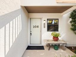 Picture of 886 Bird Bay Way Unit 206, Venice, FL 34285