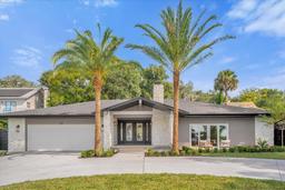 Picture of 238 E Lakeshore Drive, Clermont, FL 34711