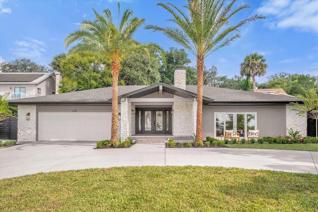 Picture of 238 E Lakeshore Drive, Clermont, FL 34711