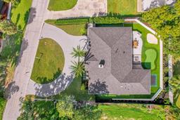 Picture of 238 E Lakeshore Drive, Clermont, FL 34711