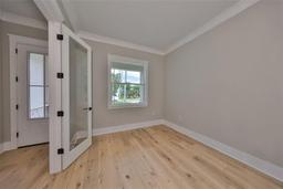 Picture of 3812 W Sevilla Street, Tampa, FL 33629