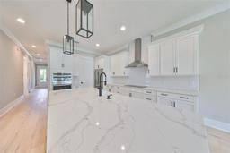 Picture of 3812 W Sevilla Street, Tampa, FL 33629