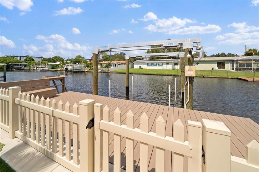 Picture of 245 78Th Avenue N, St Petersburg FL 33702