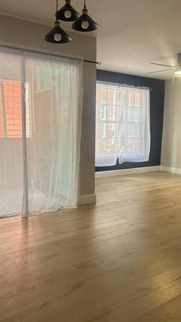 Picture of 3002 W Cleveland Street Unit E1, Tampa, FL 33609