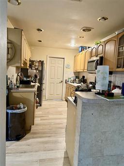 Picture of 361 Porpoise Road, Venice, FL 34293