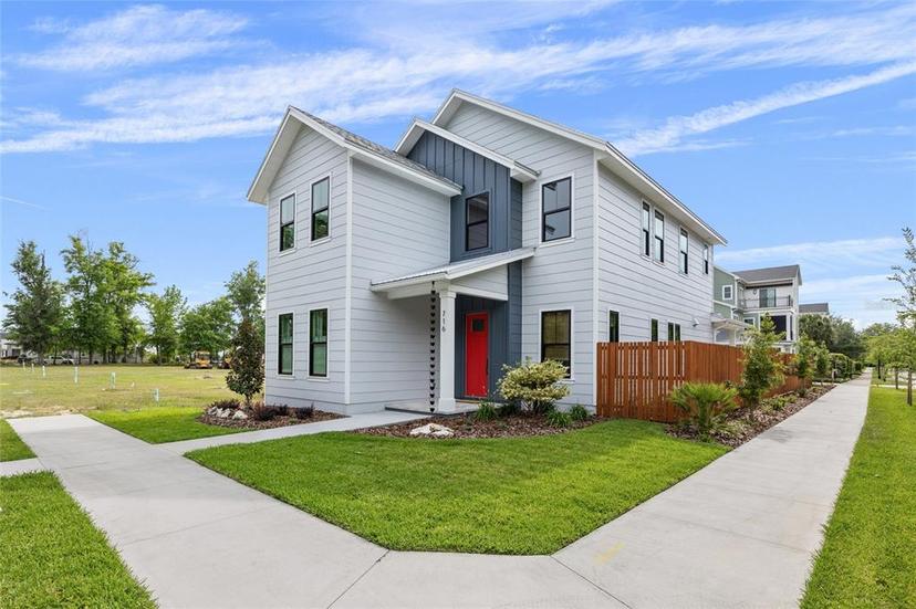 Picture of 716 SW 131 Street, Newberry FL 32669